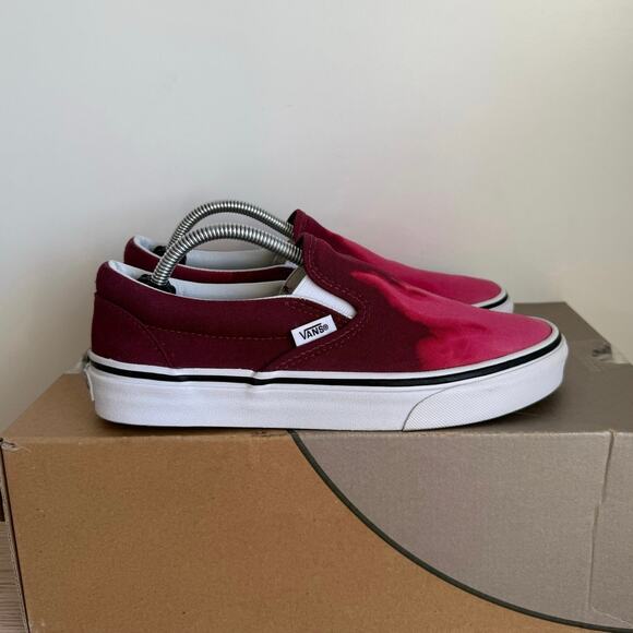Vans Classic Lo Slip On Pink \\White Sneakers  SZ- 6 Men SZ- 7.5 Women main image 13